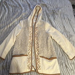 Hei Hei Anthropologie Faux Shearling embroidered Light Winter/Spring Coat medium